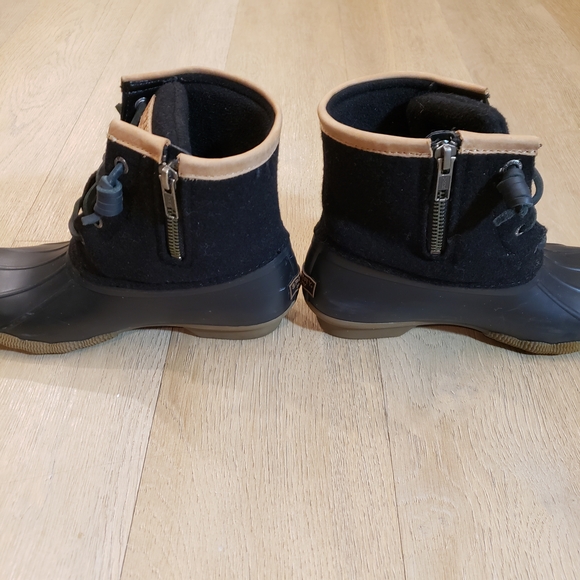 Sperry Duck Boots Women's Like New - Picture 11 of 11